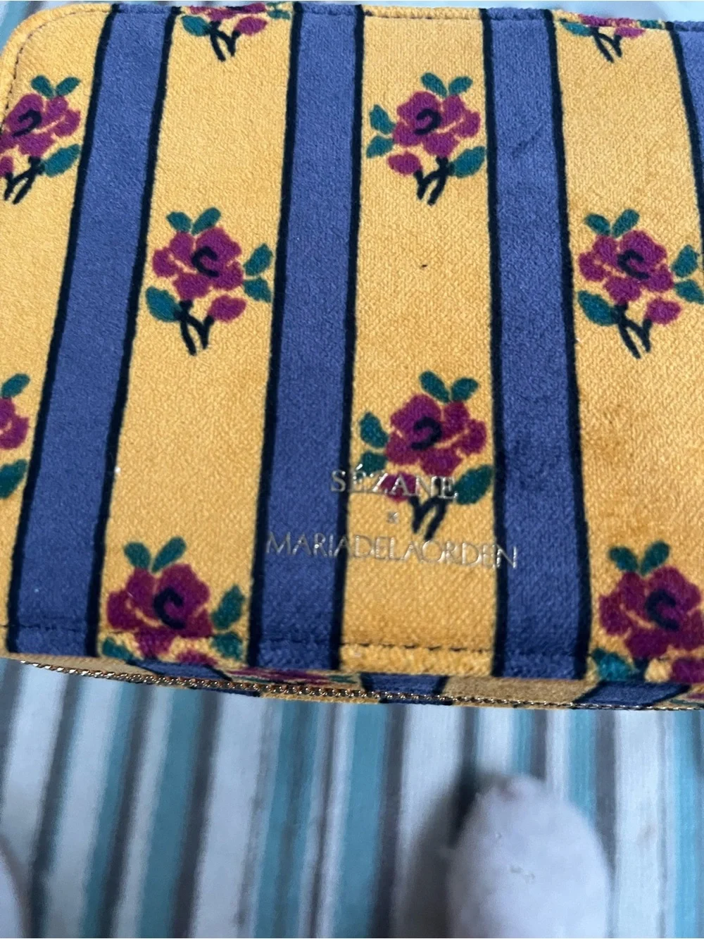 Sézane & Maria de la Orden new velvet travel jewelry box